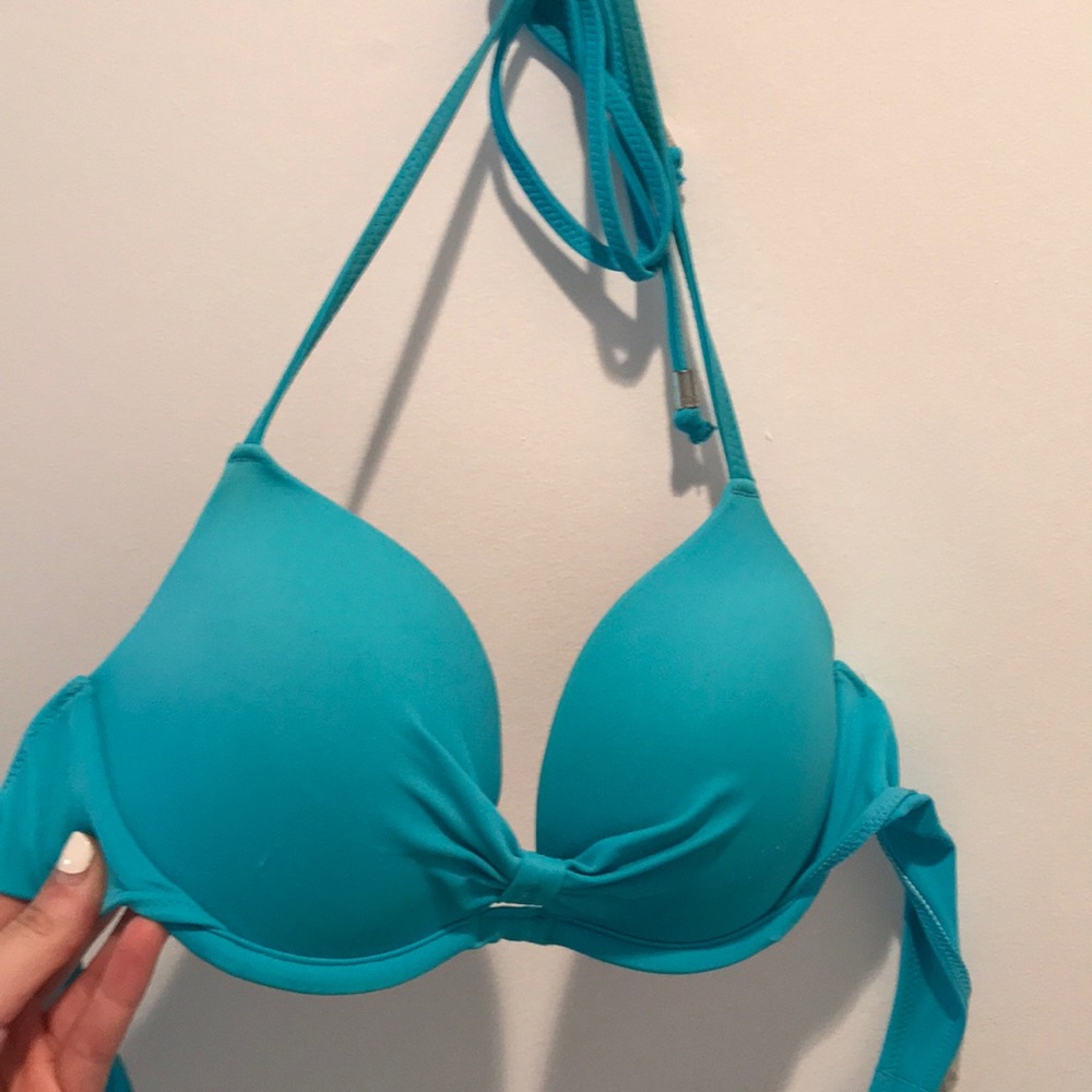 Victoria Secret Push Up Bikini Top - Picture 2 of 4
